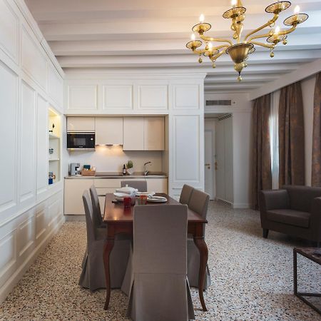 Residenza Ducato Aparthotel Venesia Bagian luar foto