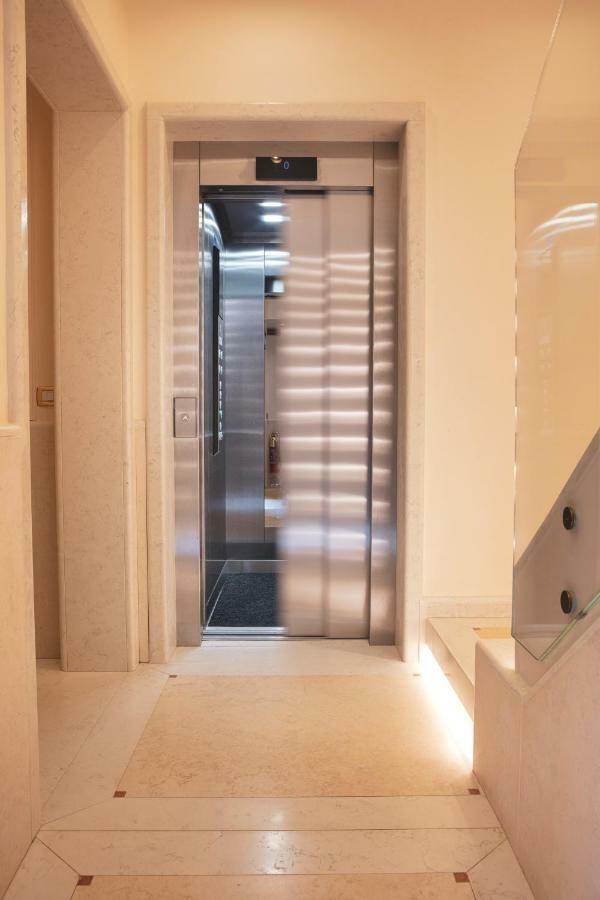 Residenza Ducato Aparthotel Venesia Bagian luar foto